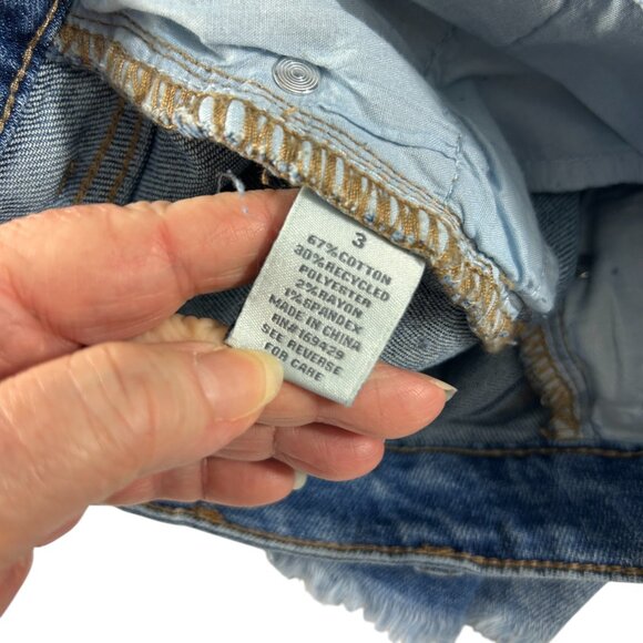 Project Rebel Juniors Size 3 Denim Jean Booty Shorts Distressed Cutoffs Frayed - Picture 9 of 11